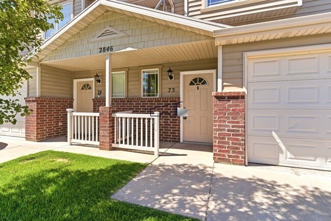 Building Photo - Fantastic West Haven Townhome for Lease!