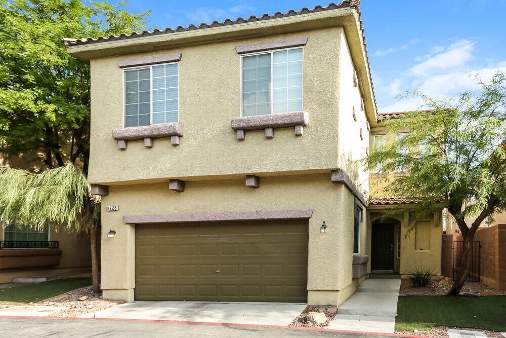 Foto principal - 8928 Brentwood Grove Ct