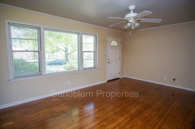 Foto del edificio - For Lease | Midtown Tulsa | Available Now