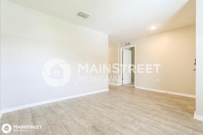 Foto del edificio - 2076 JAGUST RD, NORTH PORT, FL 34288