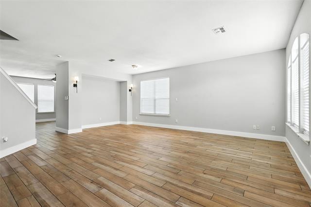 Building Photo - 10152 Chapel Rock Dr