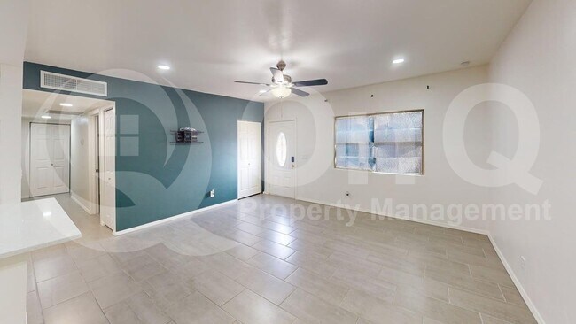 Foto del edificio - 9301 E 29th St