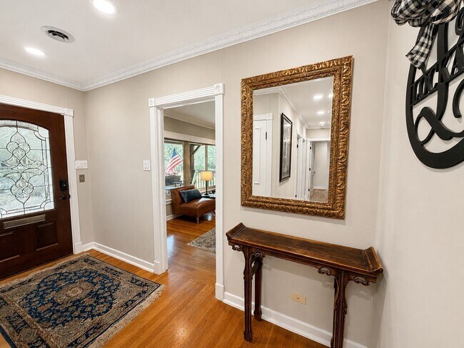Foto del edificio - Luxury Terrell Hills Lease with 2025 Remodel, New Salt-Chlorinated Pool & Outdoor Living!  Beauti...
