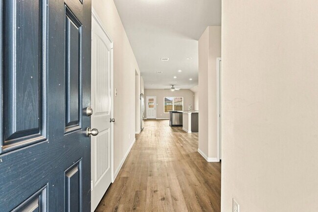 Building Photo - 5323 Brooklyn Rose Dr