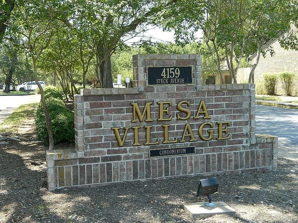 Primary Photo - 4159 Steck Ave