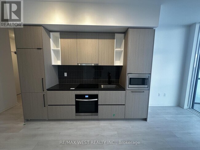 Building Photo - 10 Graphophone Grv