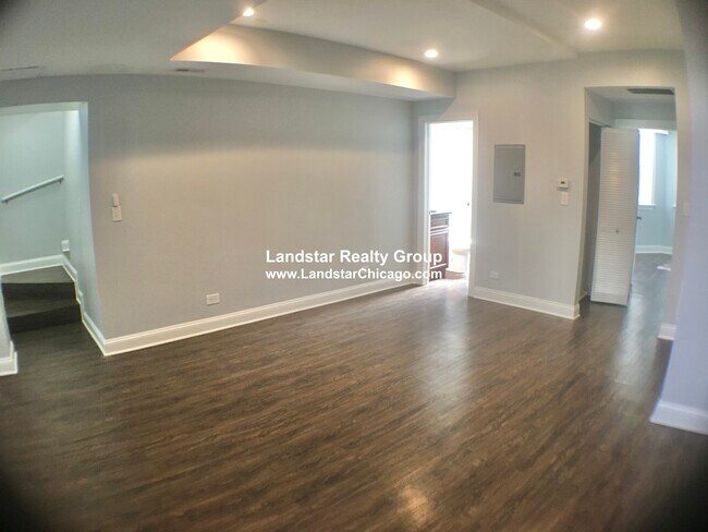 Foto del edificio - 7728 N Ashland Ave
