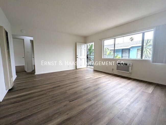 Foto del edificio - 1006 E 32nd St