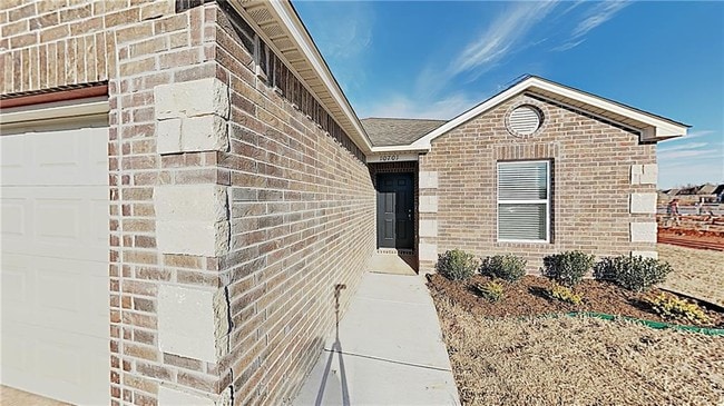 Building Photo - 10701 SW 23rd Terrace