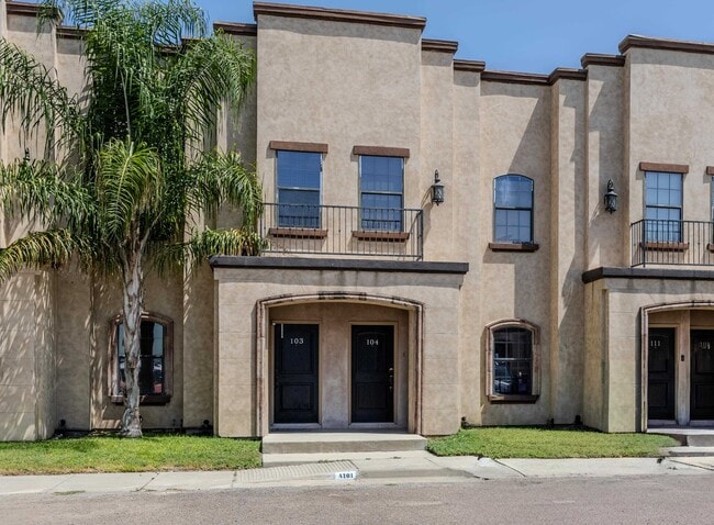 Building Photo - 8216 Casa Verde Rd
