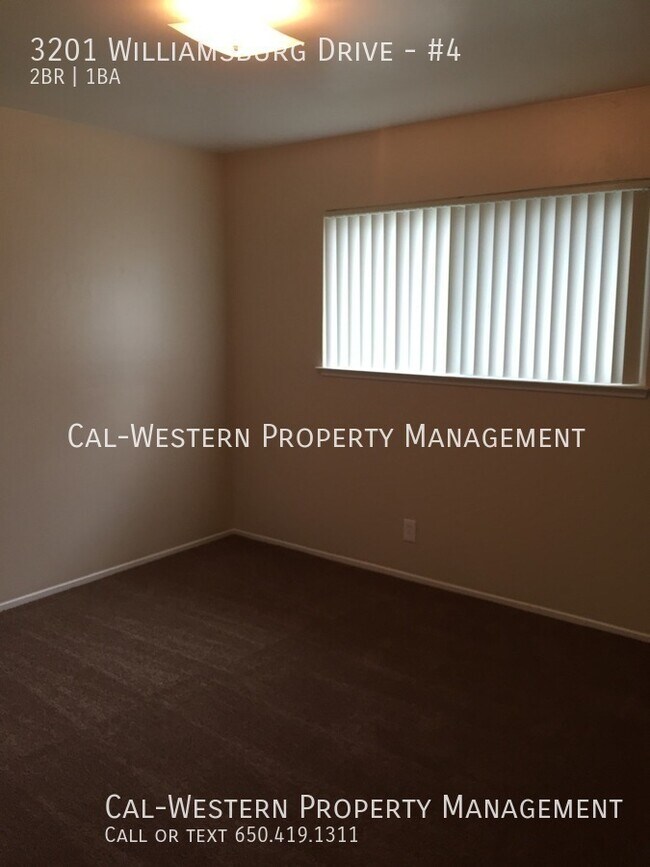 Building Photo - Upstairs 2 bedroom 1 bath - Lots of Updates!
