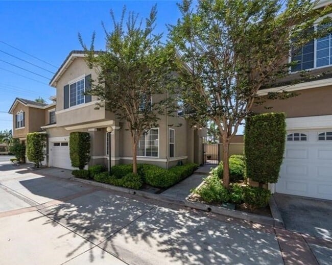 Photo - 7805 Garfield Ave Townhome