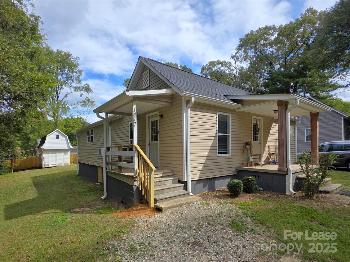 Primary Photo - 1417 Oakshade Ave