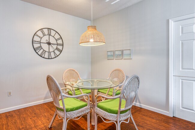 Foto del edificio - 605 Fairway Dr