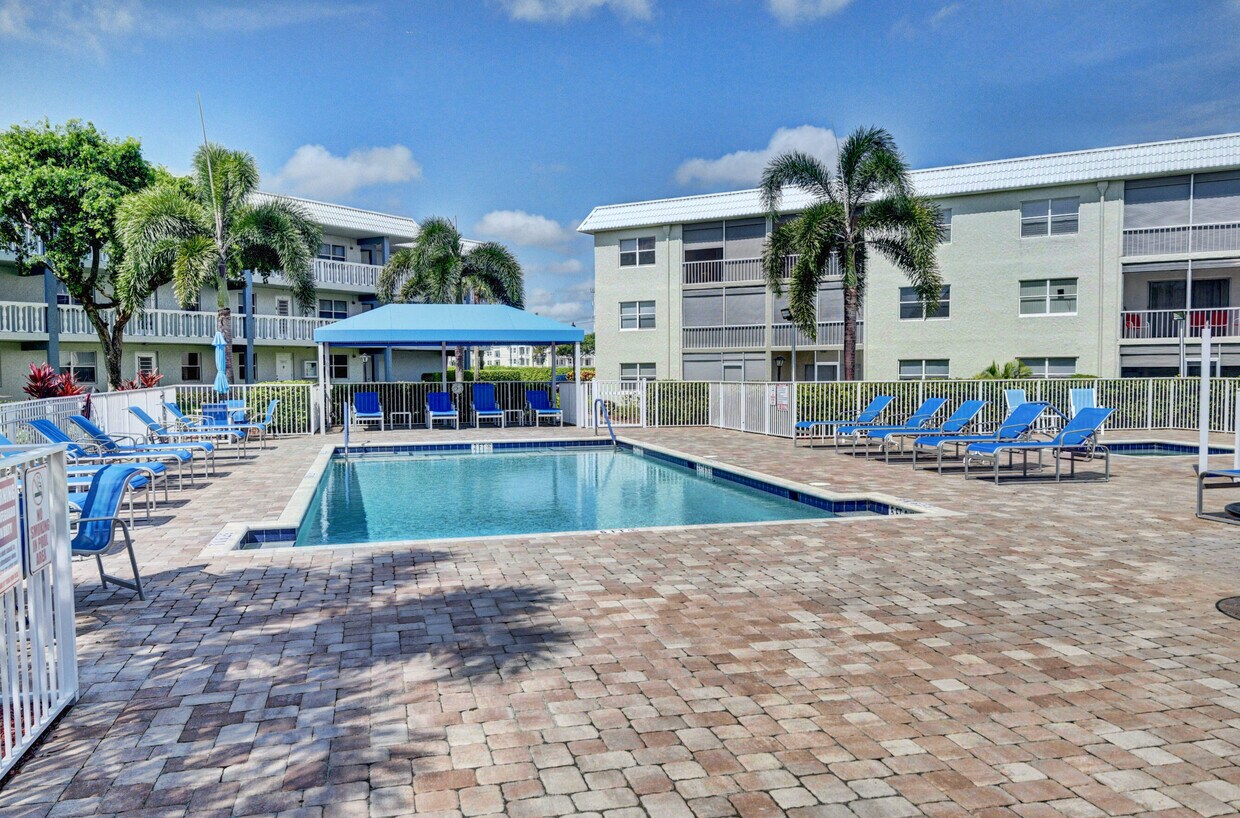 Primary Photo - 9826 Marina Blvd