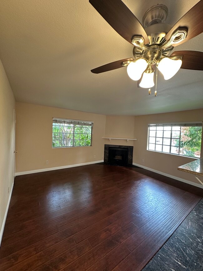 Building Photo - 11471 Bessemer St