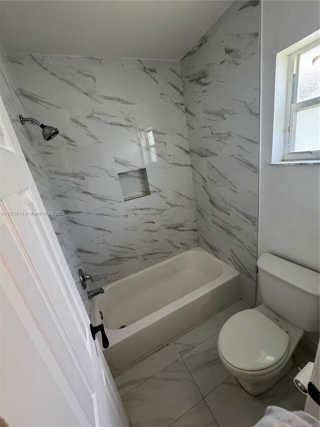Foto del edificio - 17001 SW 146th Ct