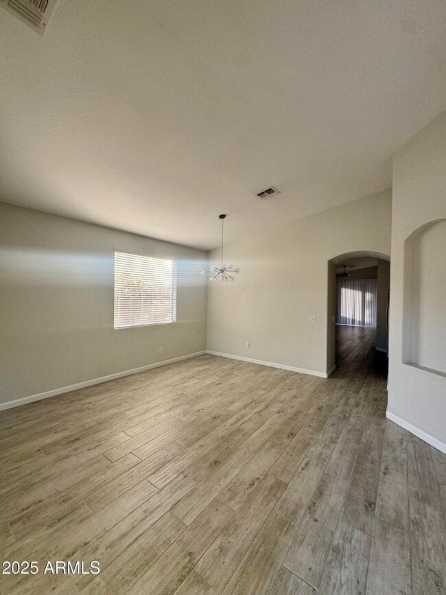 Building Photo - 5642 W Lydia Ln