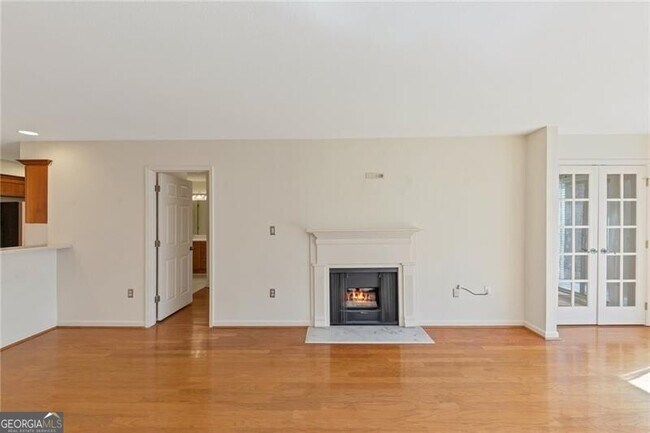 Building Photo - 1111 Pine Heights Dr NE