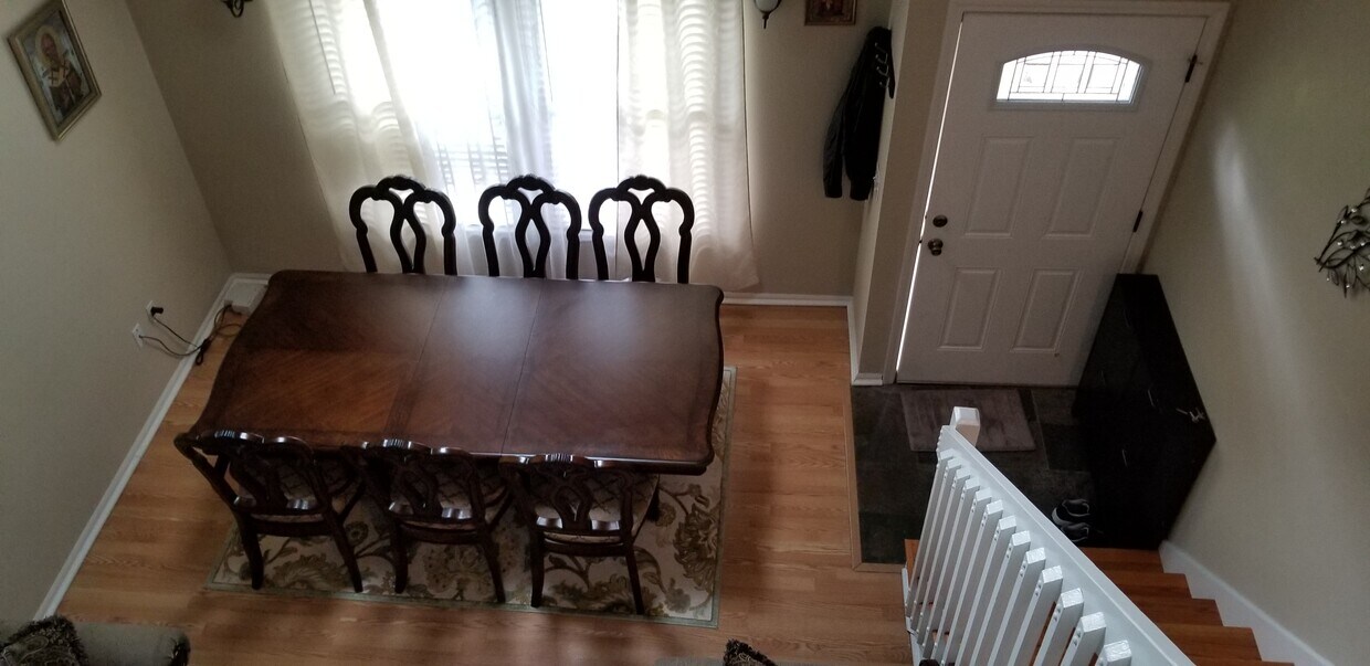 627 S Penrose Ln, Olathe, KS 66062 House Rental in Olathe, KS