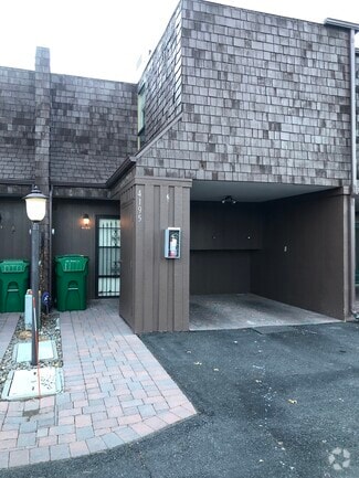 Building Photo - 4195 Baker Ln