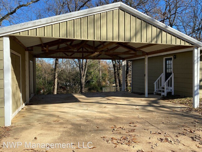 Building Photo - 3 br, 2 bath House - 614 Ralson St