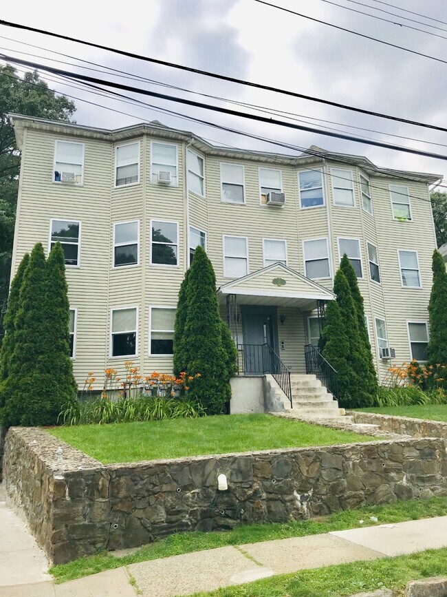 Building Photo - 91 Potter Ave