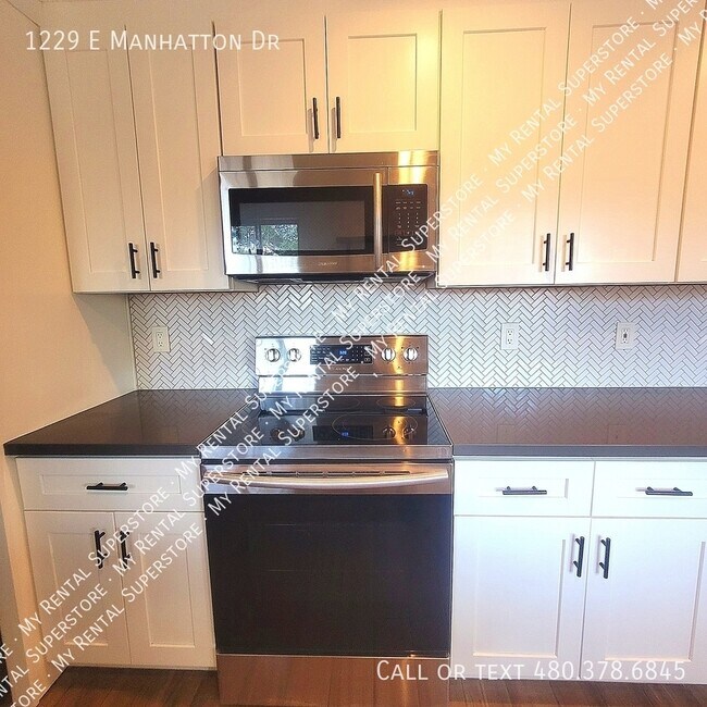 Building Photo - 1229 E Manhatton Dr