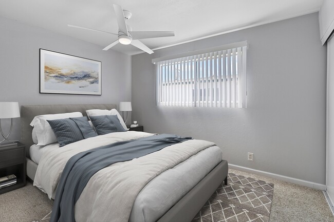 Foto del edificio - Whispering Oaks Apartments