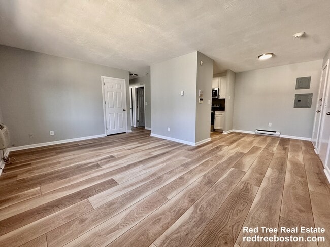 Photo - 837 River St Apartment