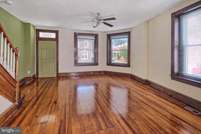 Foto del edificio - 4361 Freeland Ave