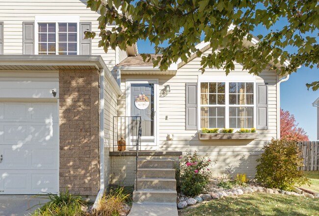 Building Photo - 15614 Cottonwood Ave