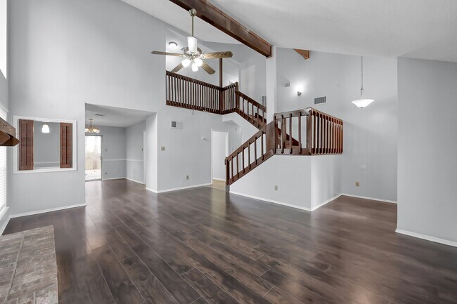 Building Photo - 35 Maywind Ct