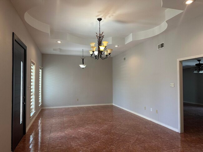 Building Photo - 9019 Siller Loop
