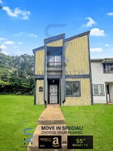 Building Photo - 6000 Regent Manor