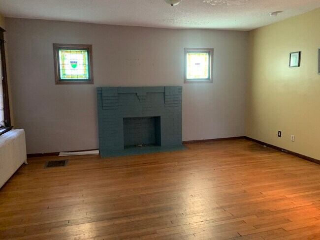 Building Photo - 1699 Selby Ave