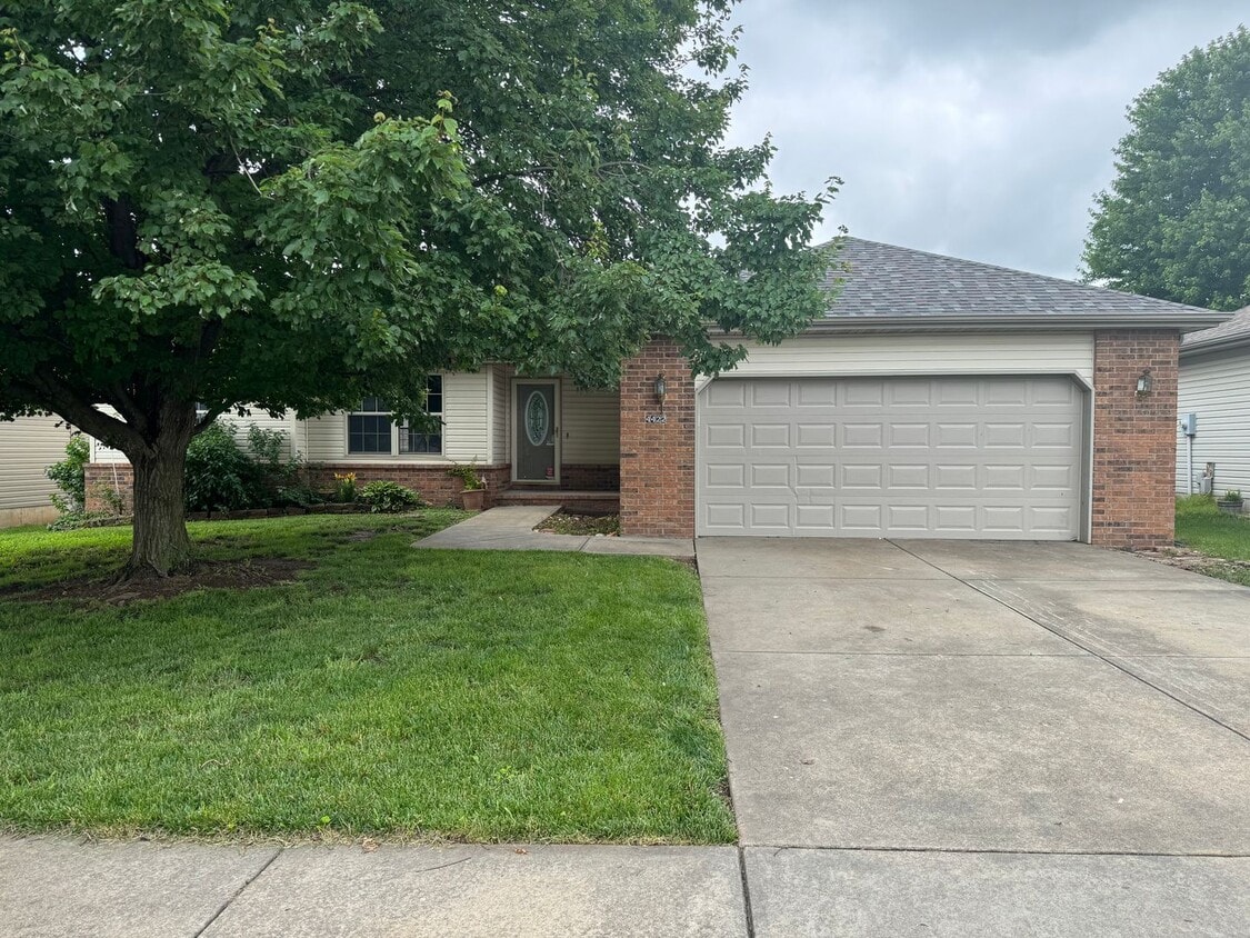 Primary Photo - 3 Bedroom | 2 Bathroom | 2 Car Garage
