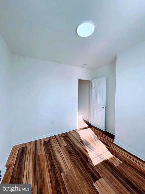 Foto del edificio - 152 W Wishart St