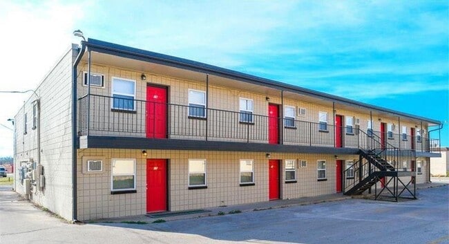 Building Photo - 5824 NW 34th St