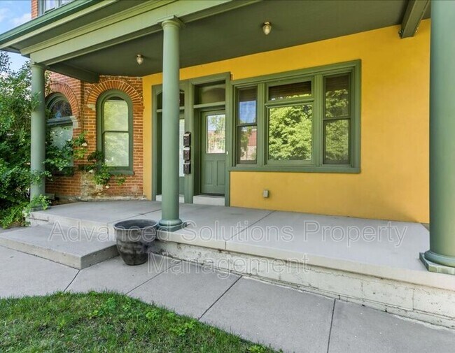 Photo - 122 C St E Apartment