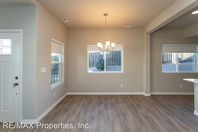 Building Photo - 3 br, 2.5 bath House - 6240 Felsite Gr.