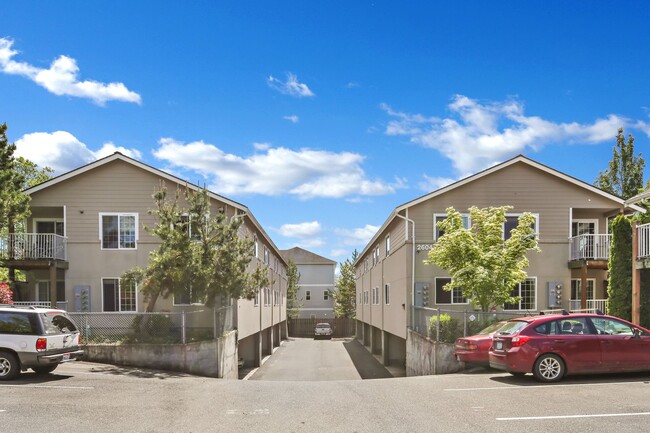 Building Photo - Affordable 2 Bedroom Apartment - Close to WWU