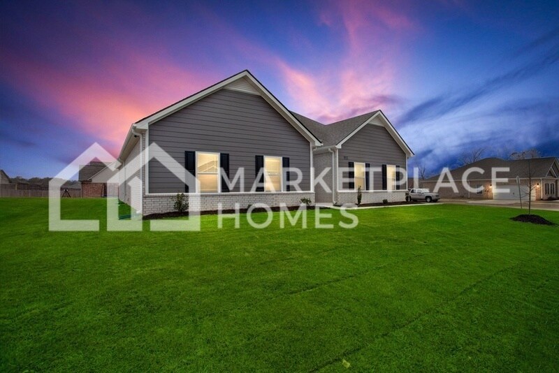 Primary Photo - 2150 Tulip Dr