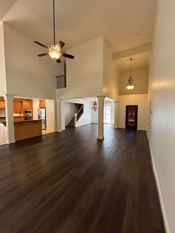 Building Photo - 1120 Haven Rd
