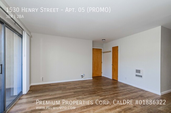 Foto del edificio - 1530 Henry St