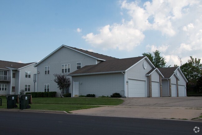 Building Photo - 841-849 St. Albert The Great Dr