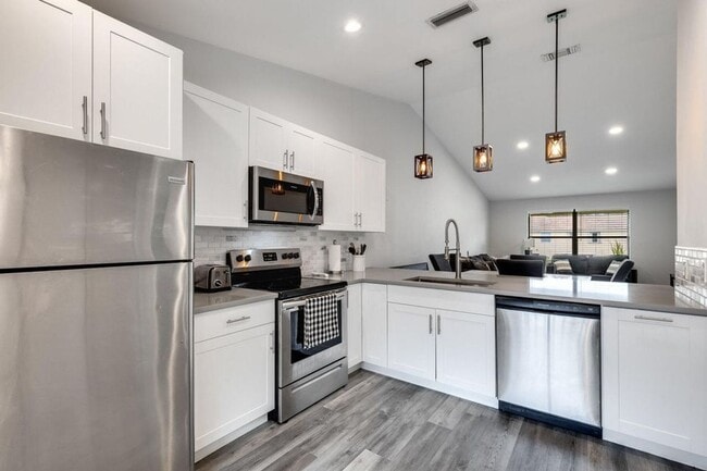 Photo - 13155 Chadwick Ct House