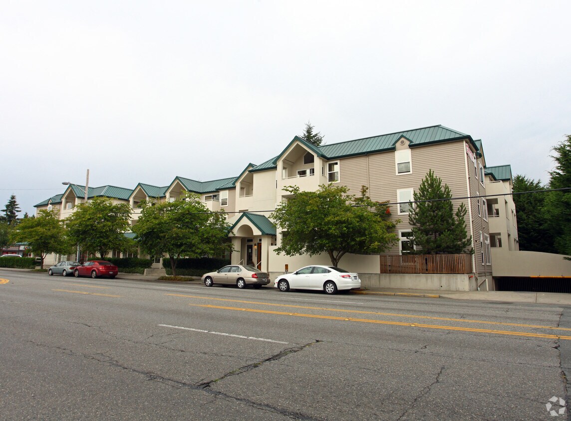 Building - DAN Daniels Apartments
