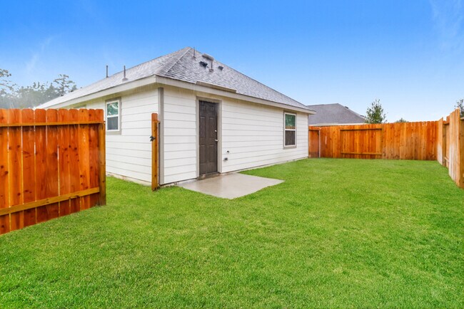 Building Photo - 2787 Atlas Dr