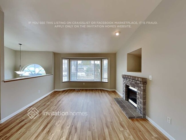 Building Photo - 14015 80th Ave Ct E